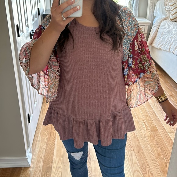 Umgee size medium ruffle sleeve top - Picture 1 of 6